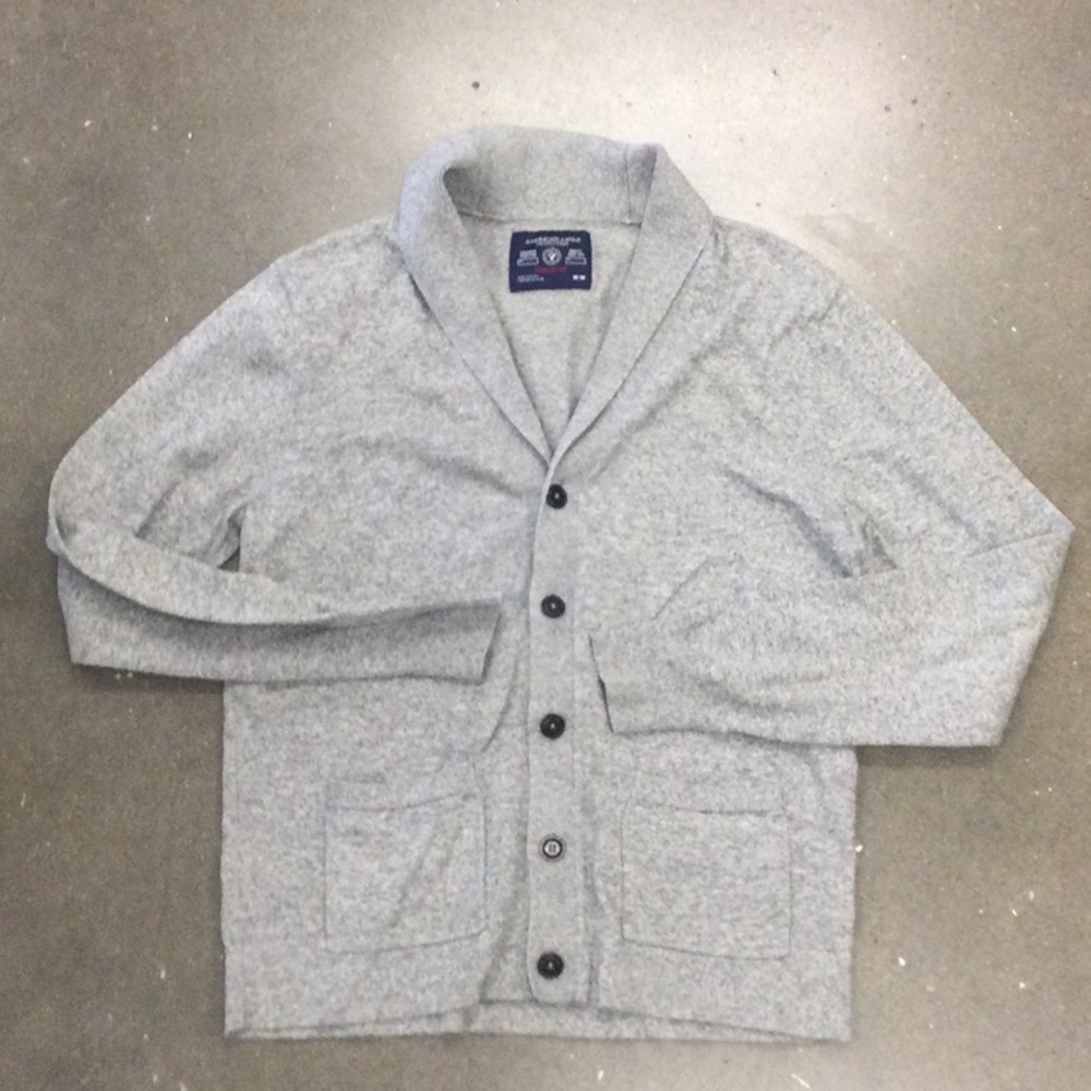 American Eagle Men’s Cardigan Sweater